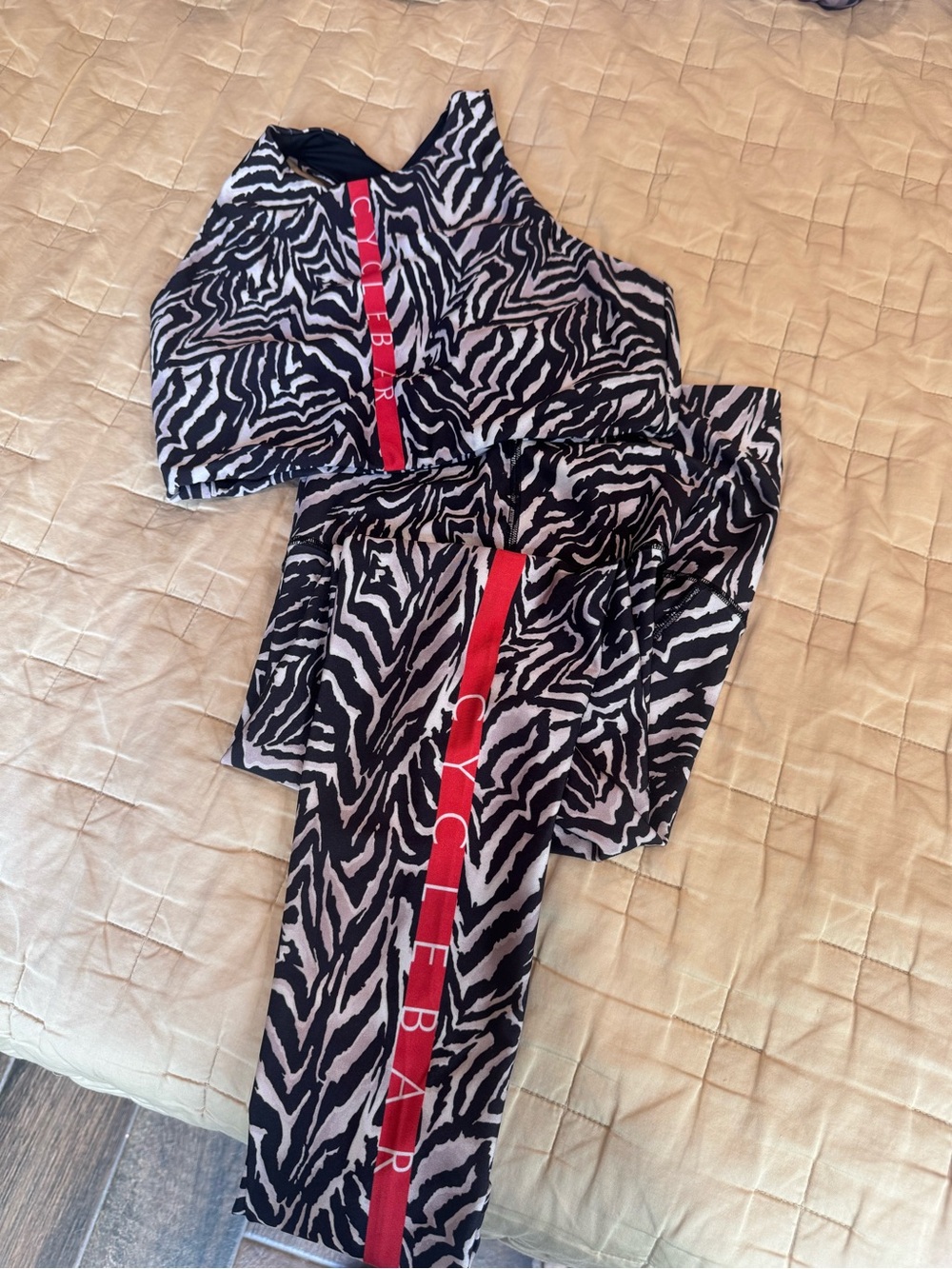Zebra Print High-Waist Leggings & Crop Top Set - Black/White with Red Stripe